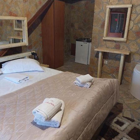 Vip Kalavrita Apartment Luaran gambar