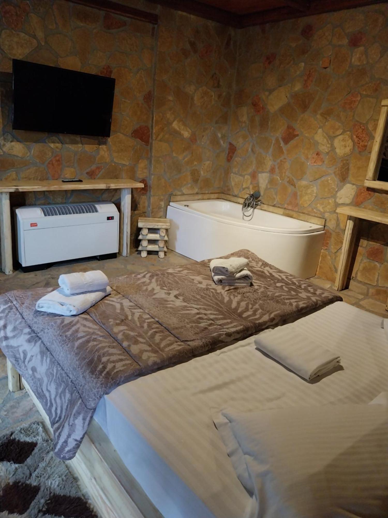 Vip Kalavrita Apartment Luaran gambar