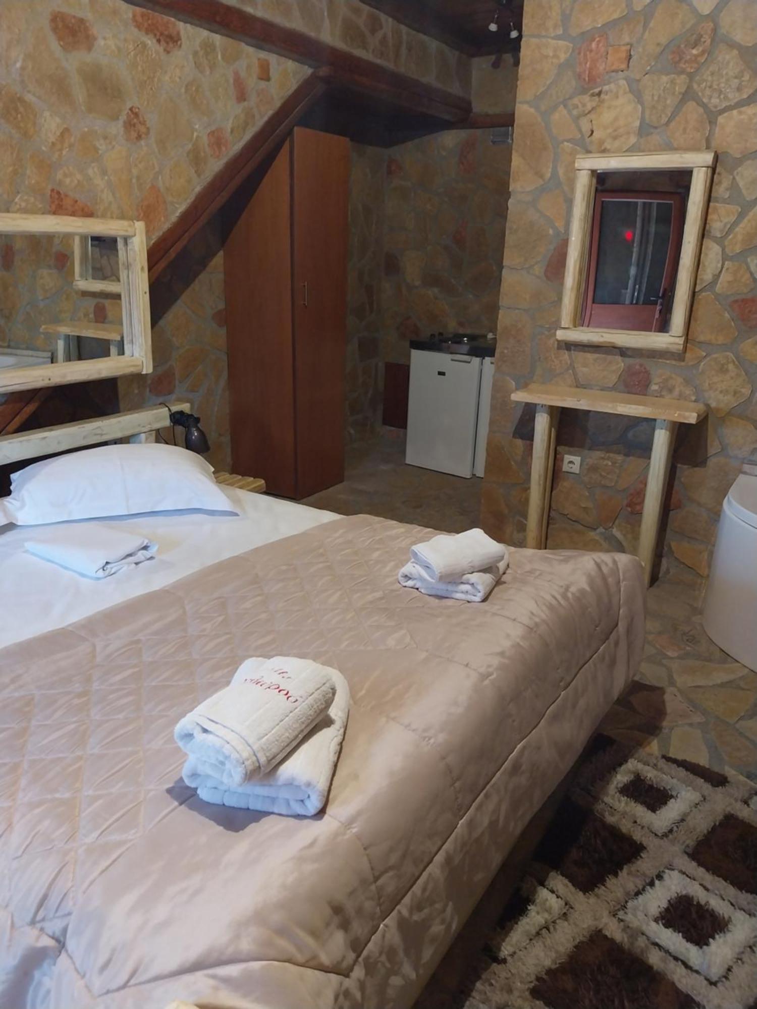 Vip Kalavrita Apartment Luaran gambar