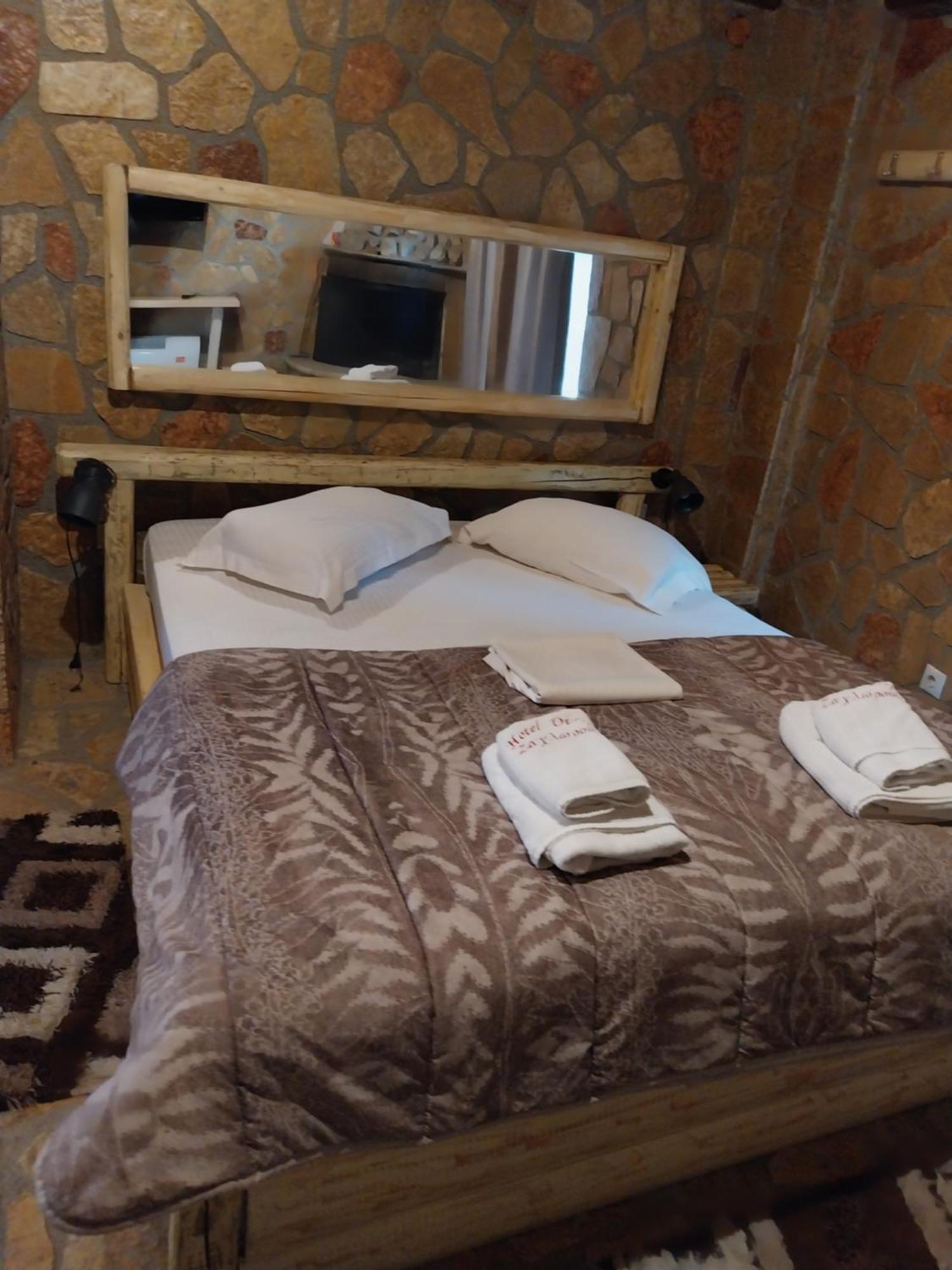 Vip Kalavrita Apartment Luaran gambar